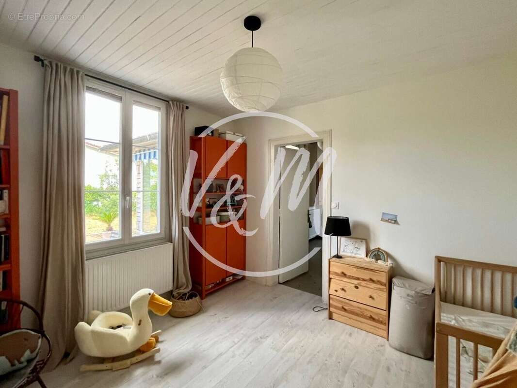Maison 125 m² à Audenge  - photo 2