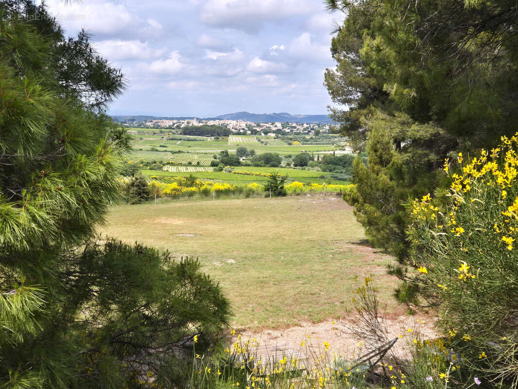 Maison à SAINT-PIERRE-DE-VASSOLS