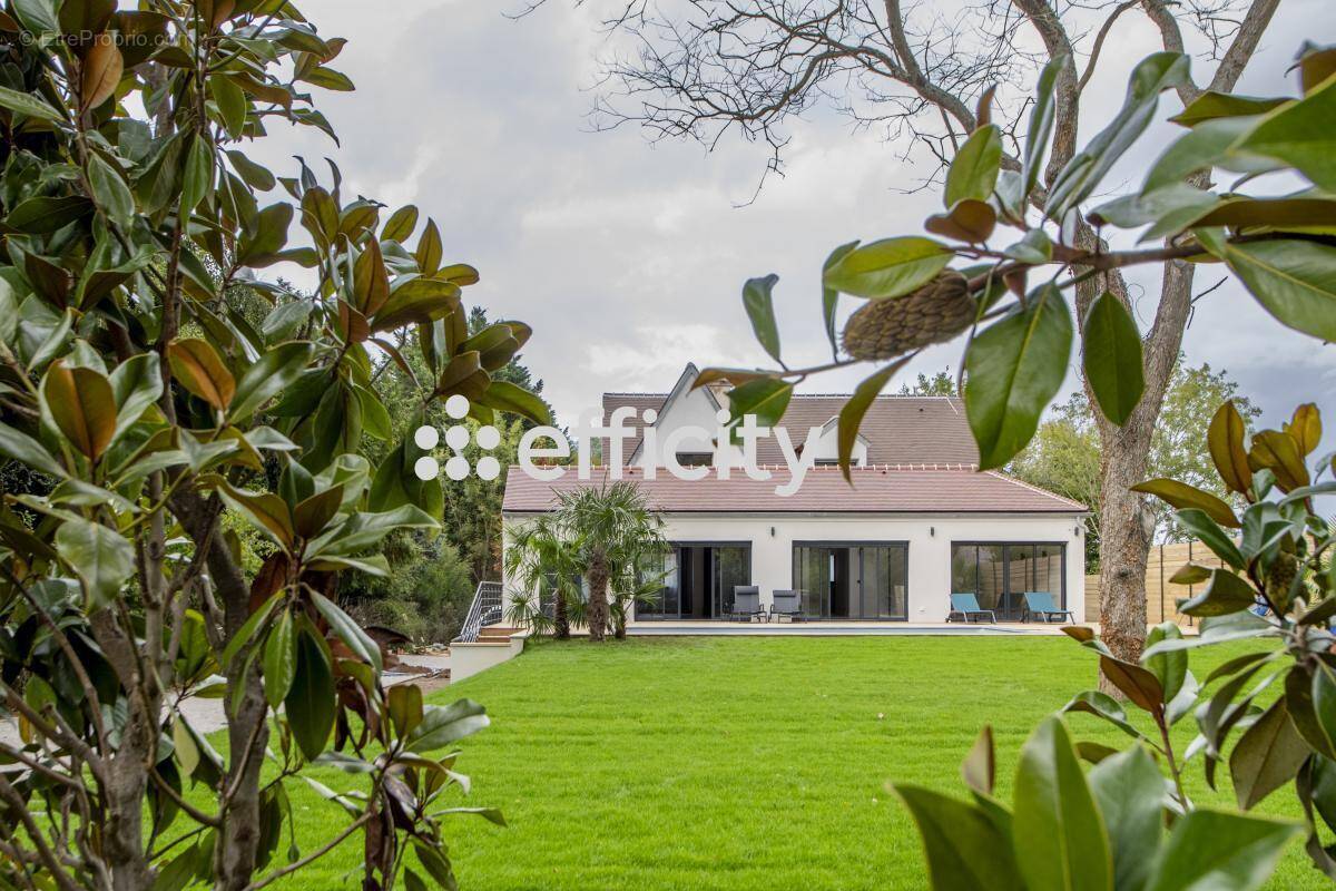 Maison à GROSROUVRE