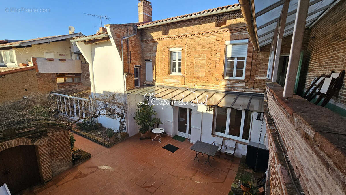 Maison 355 m² à Rabastens  - photo 9
