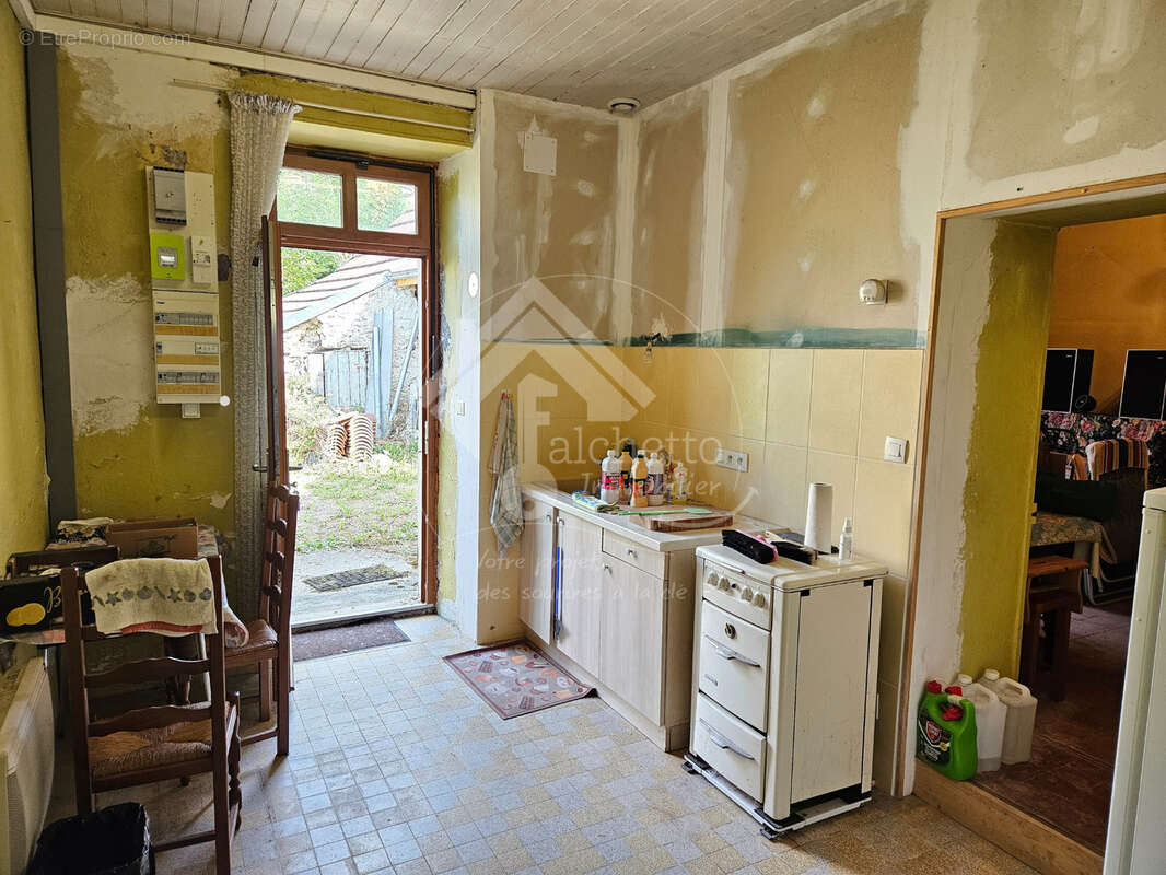 Maison à CHAVROCHES