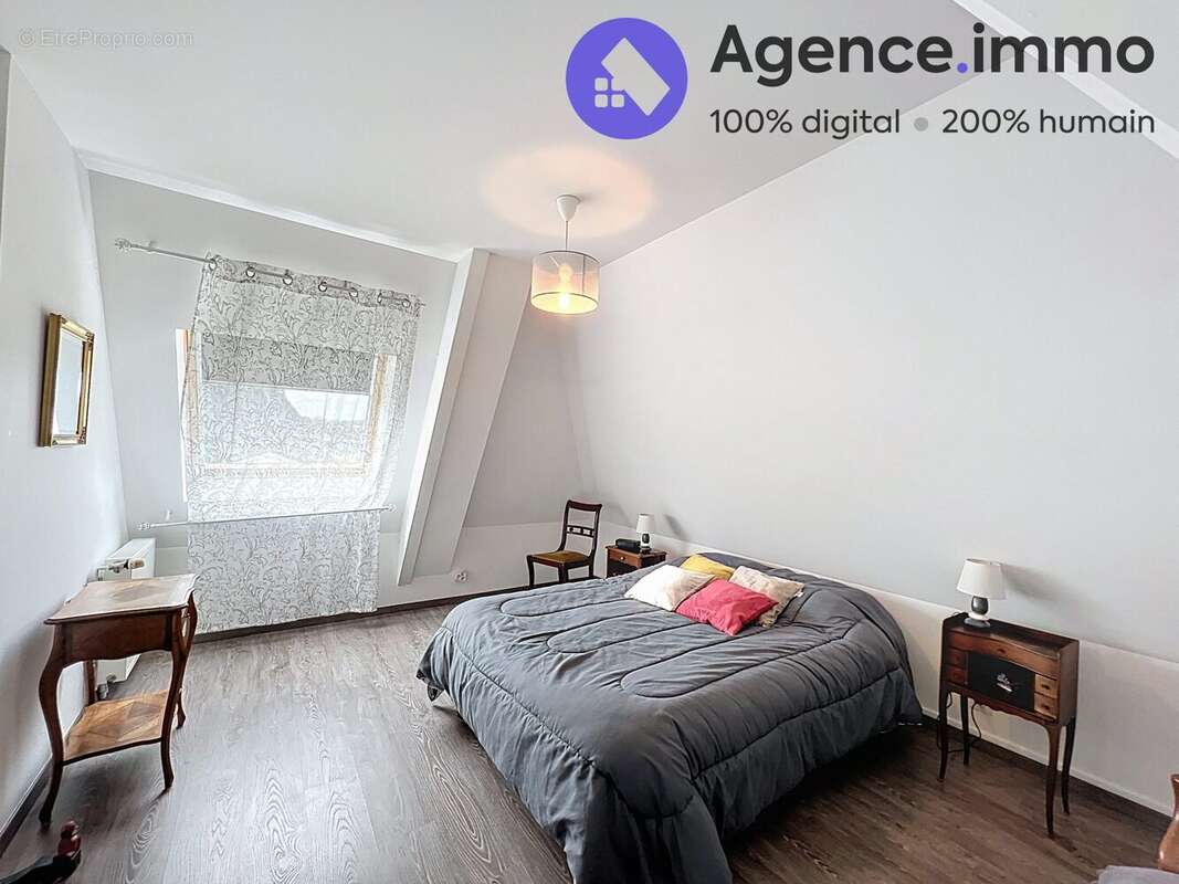 Appartement à SAINT-CYR-SUR-LOIRE