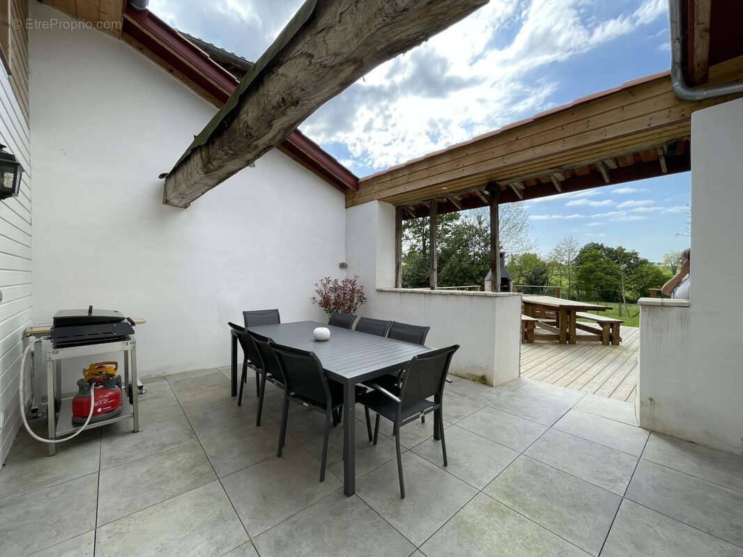 Maison à SAINT-PALAIS