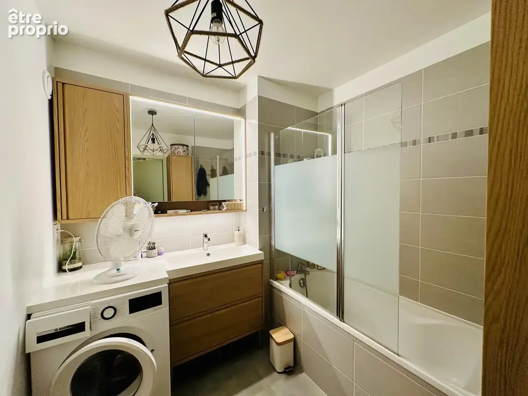 -castelnau le lez- lumineux t3 de 70m2  clim, terrasse, parking sous-sol, residence standing a 100m du tram - photo 8