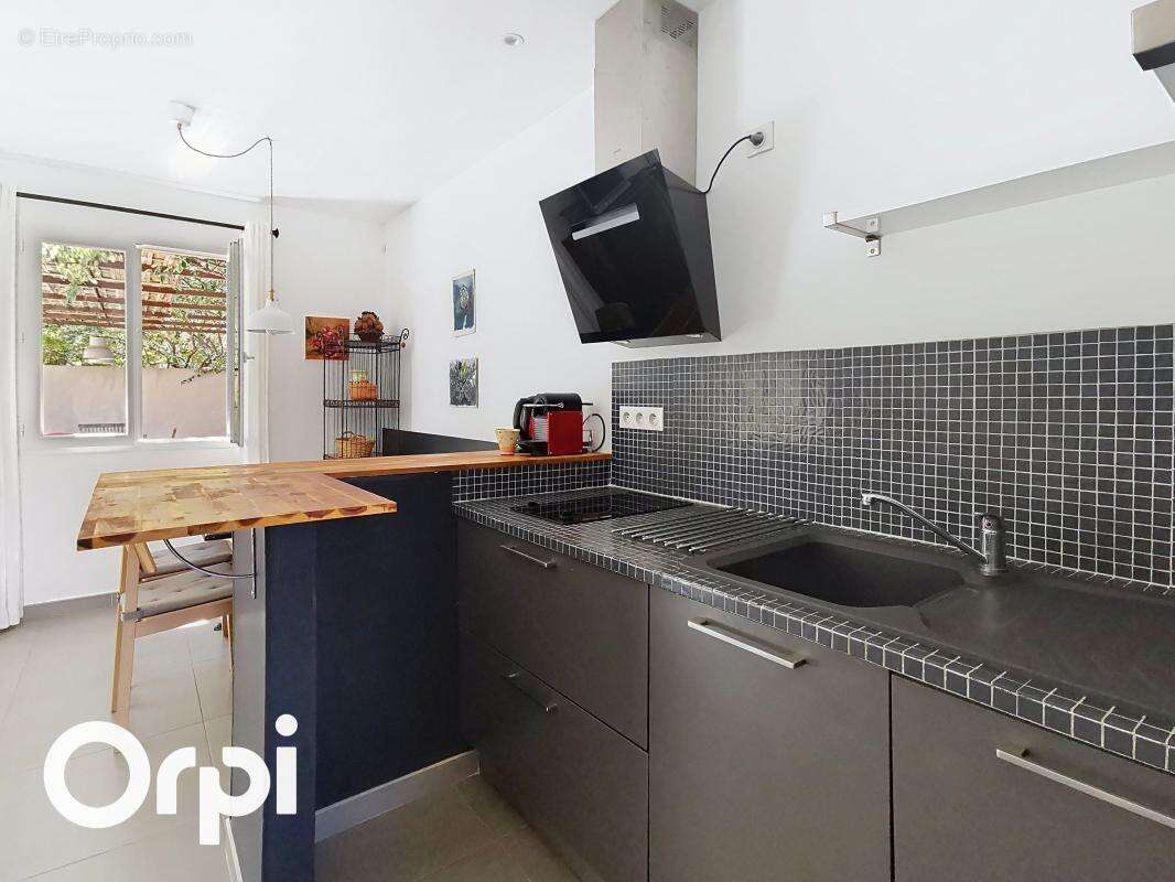 Maison à LA CADIERE-D'AZUR