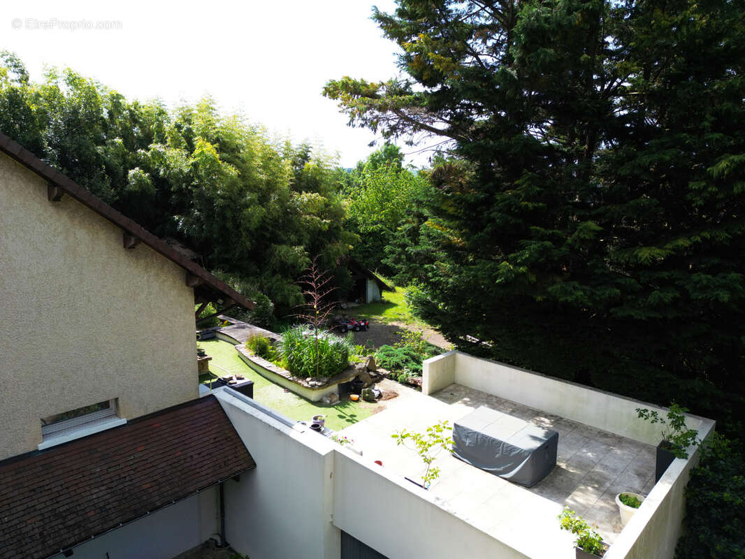 Propriété de 460m2 - 2 Habitations - photo 8