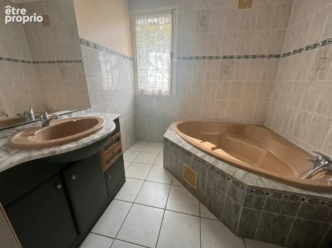 Jh3493 : maison f4/5 le tampon - photo 5