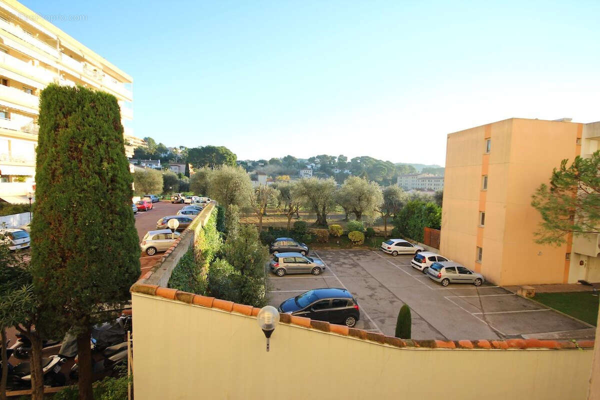 Appartement à LE CANNET