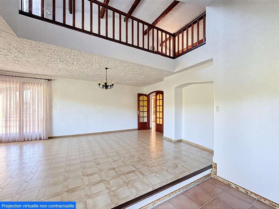 Photo 6 - Maison à FREJUS