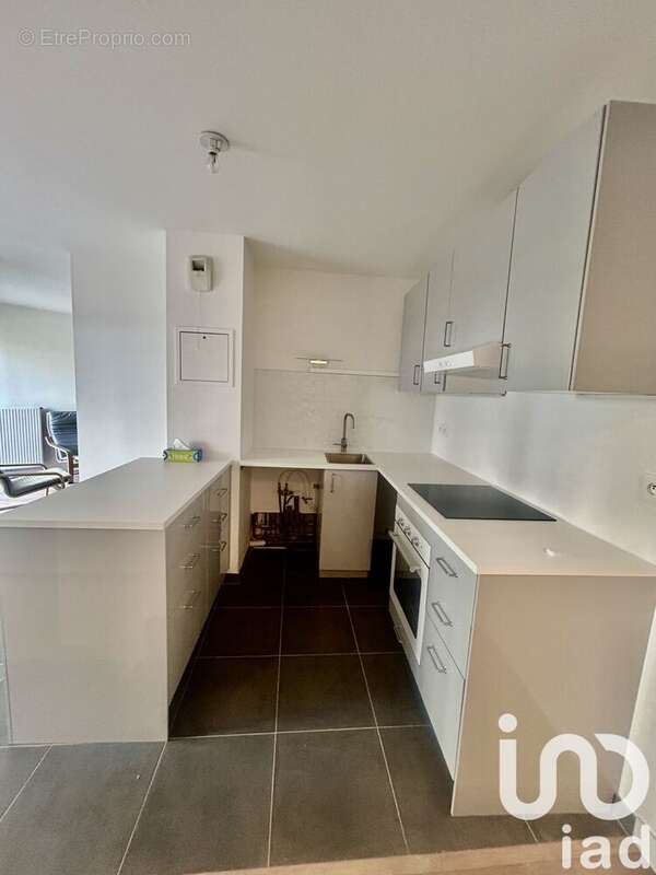 Photo 4 - Appartement à COURBEVOIE