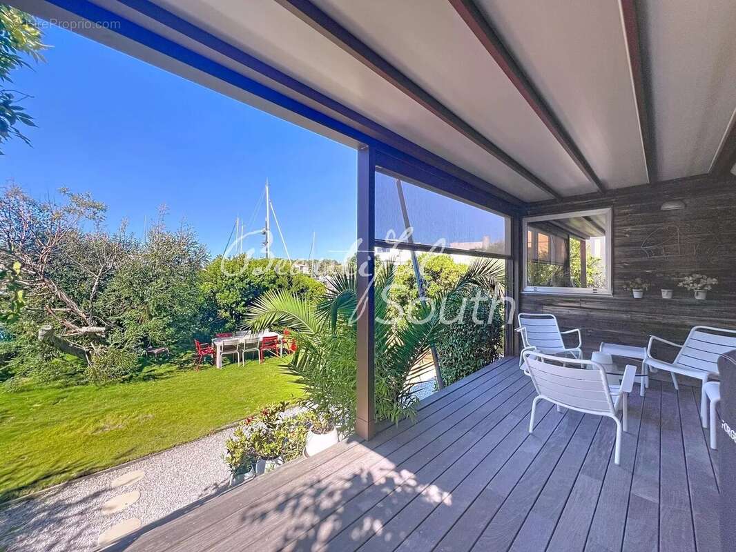 Maison à SAINT-CYPRIEN