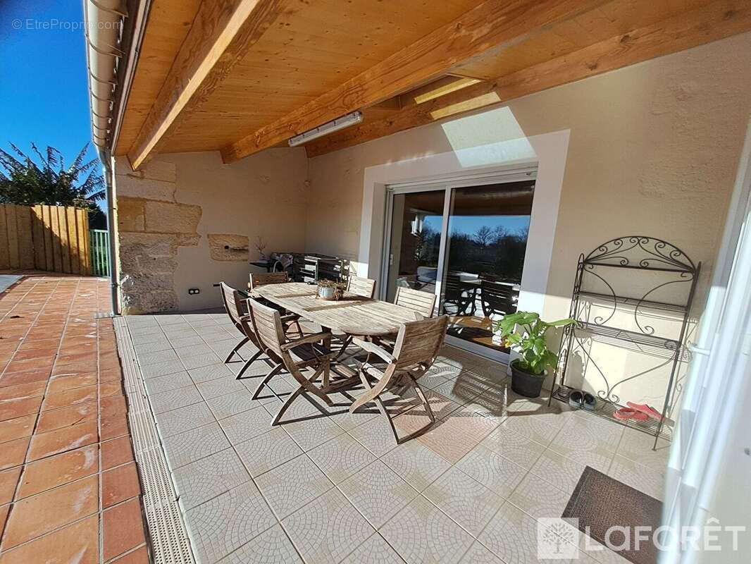Maison à CHERMIGNAC