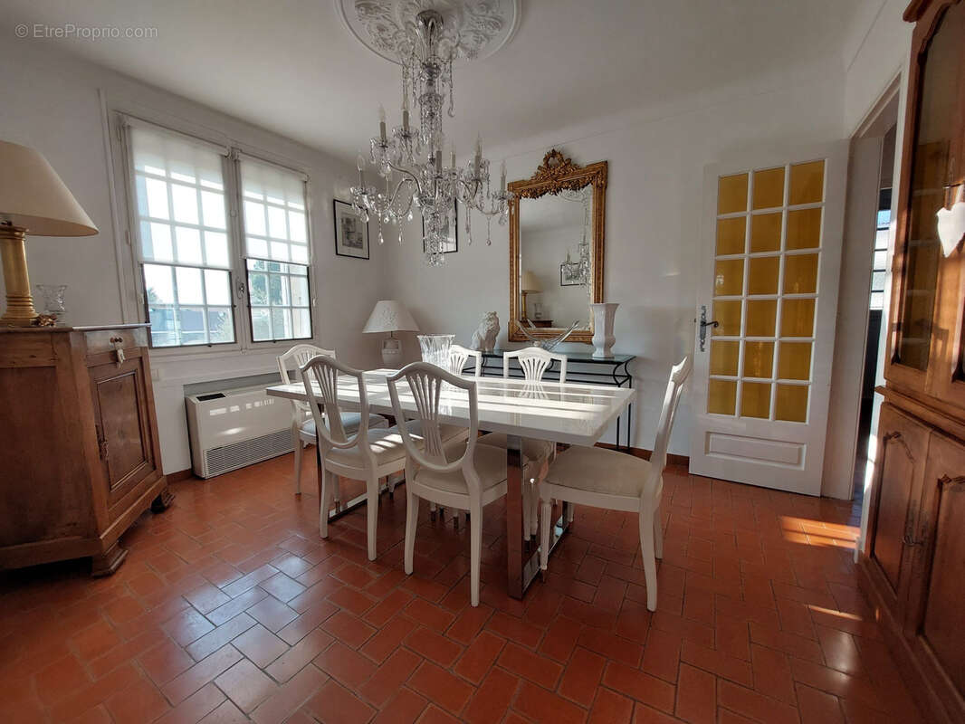 Maison à MONTEUX