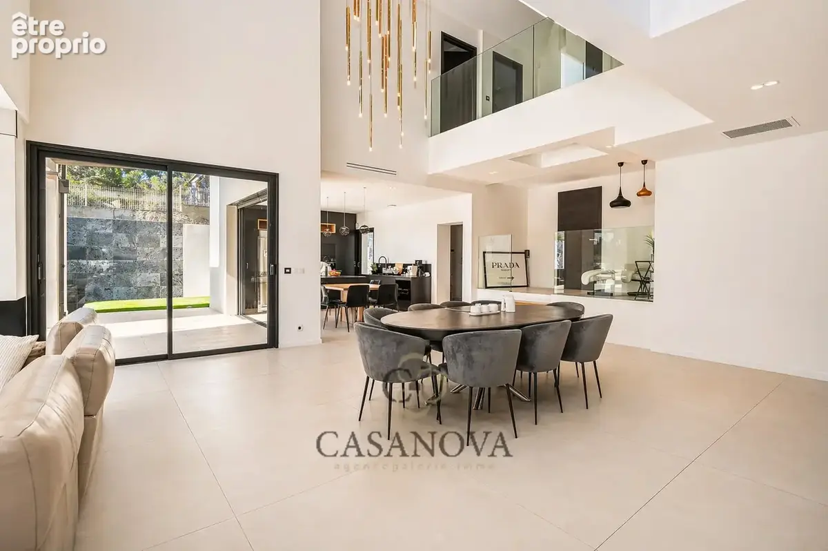Villa moderne de 250 m² à Saint Gely-du-fesc sur 1150 m² de terrain - photo 13