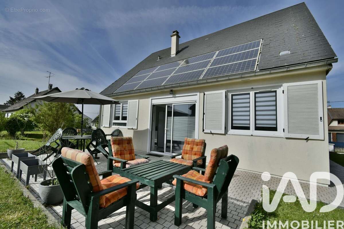 Photo 2 - Maison à MAIGNELAY-MONTIGNY