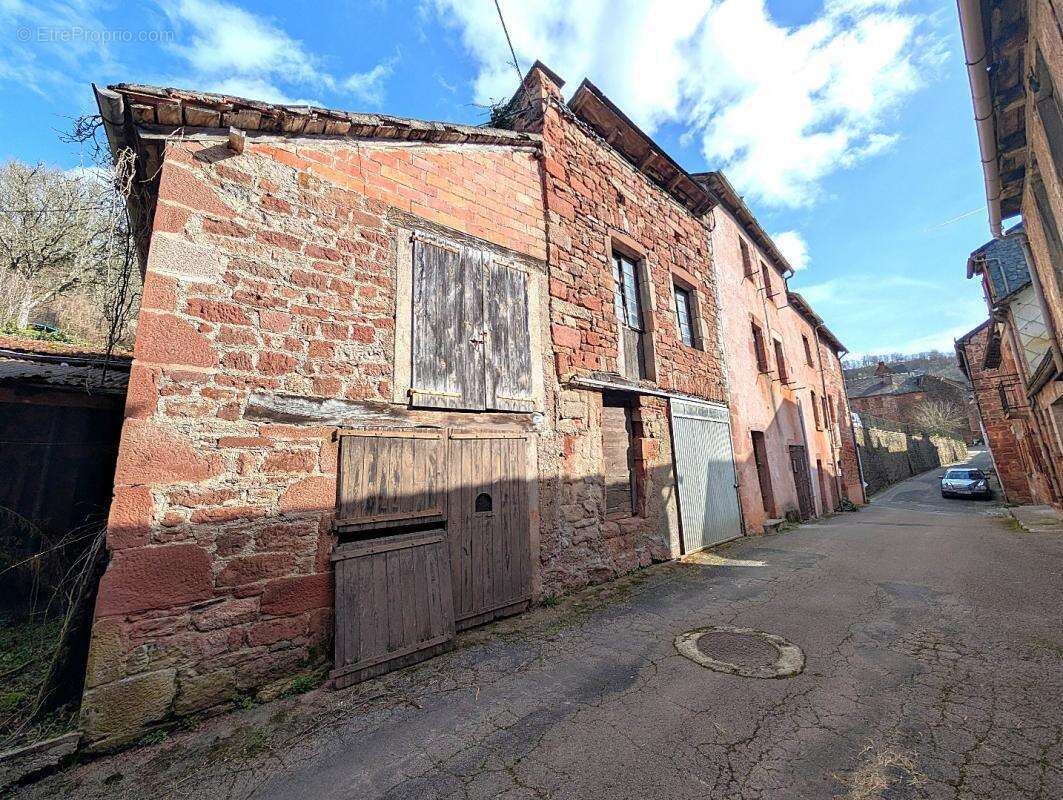 Maison à VILLECOMTAL