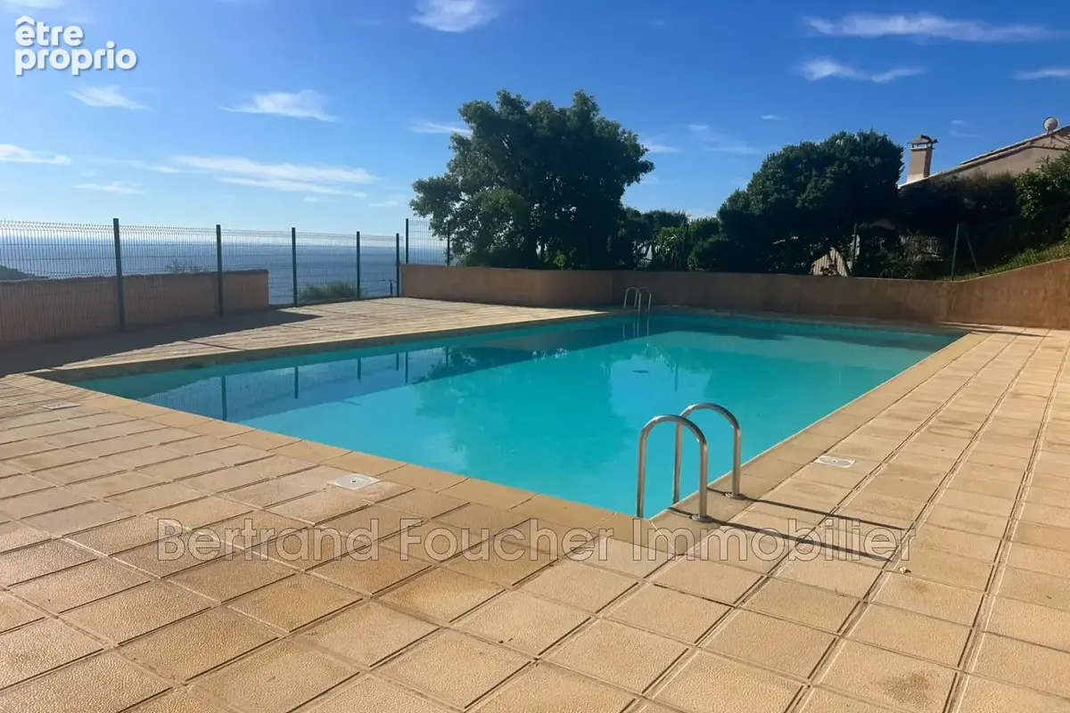 Maison 58 m² à Cavalaire-Sur-Mer  - photo 3