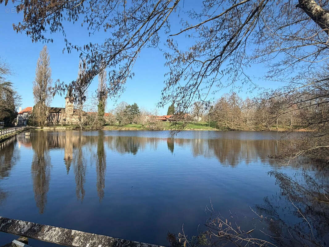 Maison à VILLEFAVARD