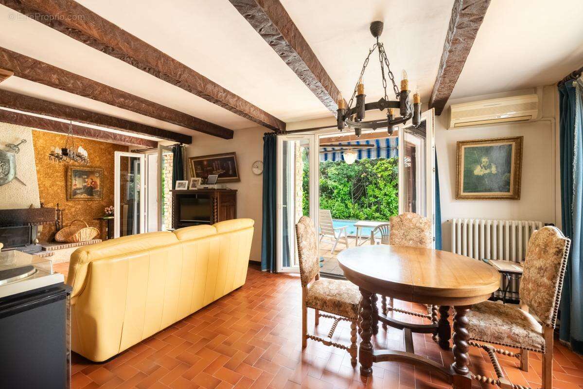 Maison à BOUC-BEL-AIR