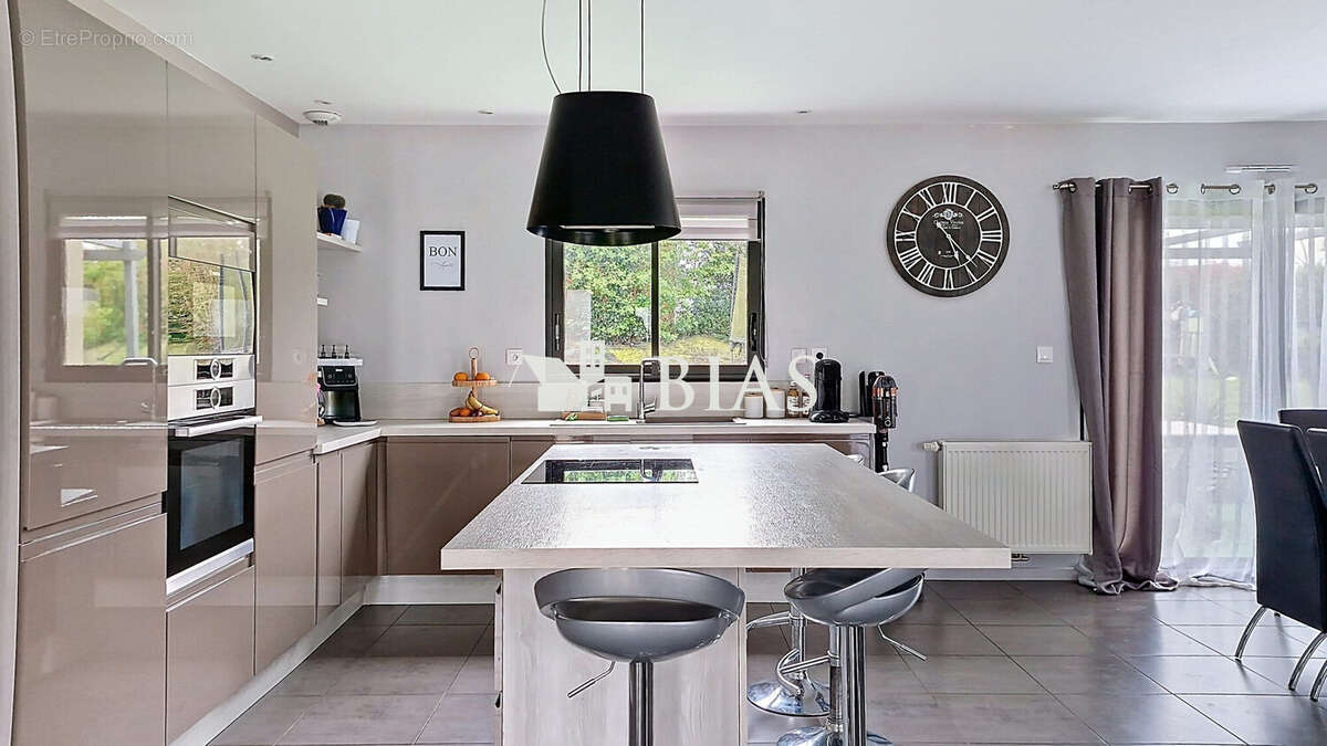 Maison à VOISCREVILLE