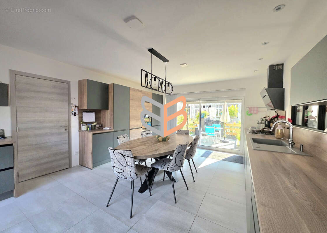 Maison 145 m² à Saint-Laurent-Sur-Othain  - photo 3