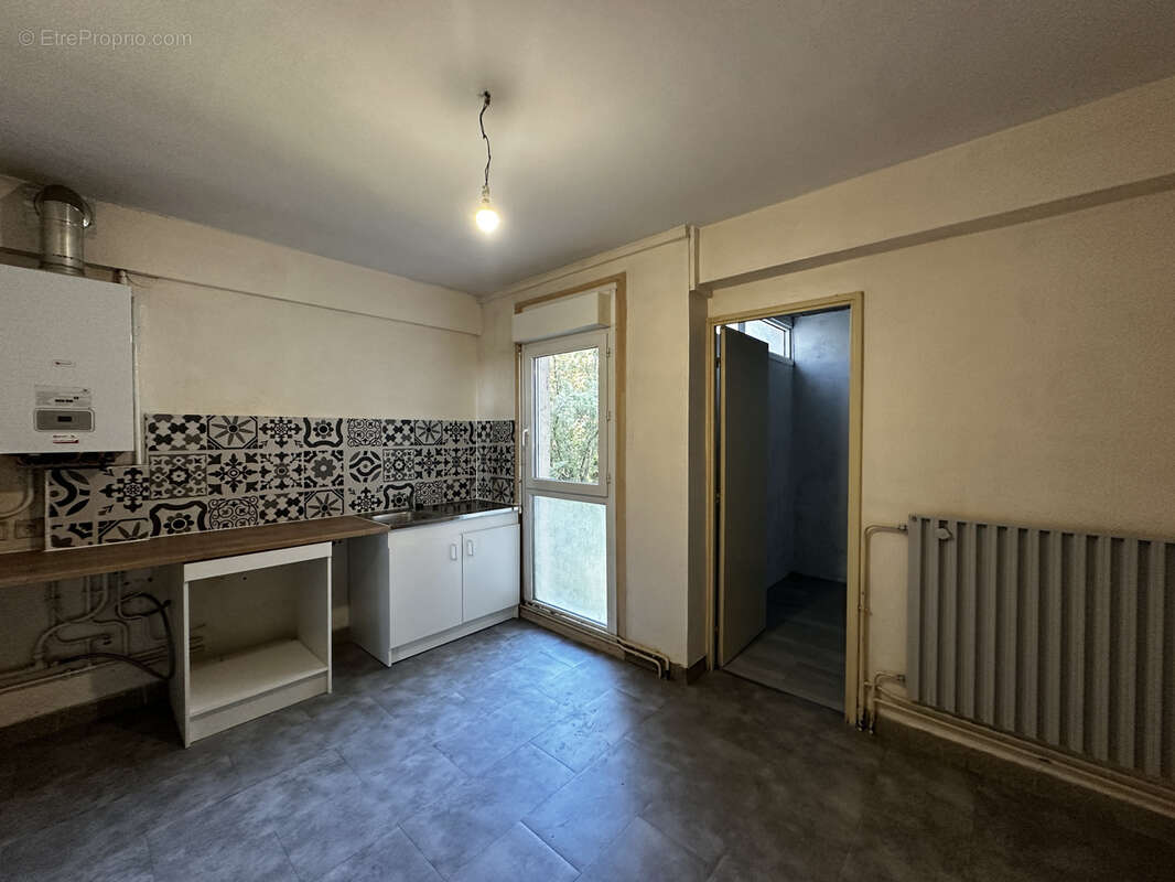 Appartement à COLAYRAC-SAINT-CIRQ
