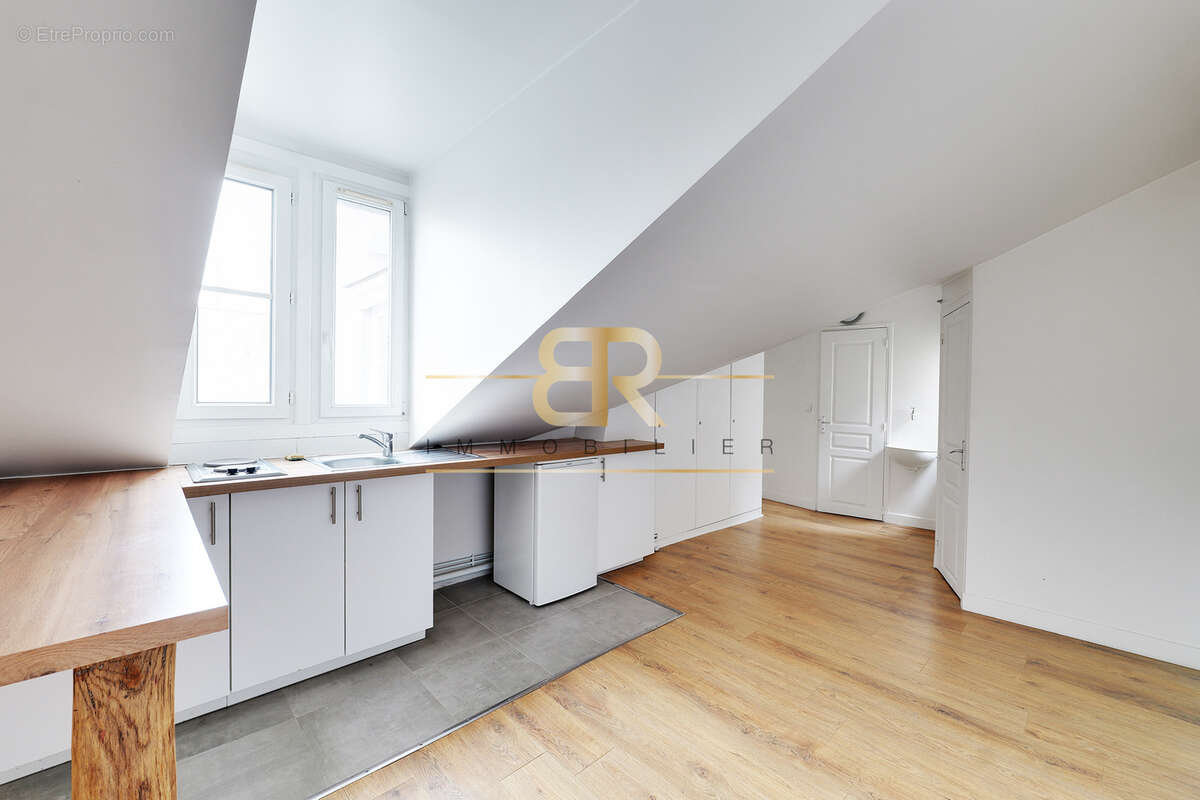 Appartement à PARIS-9E