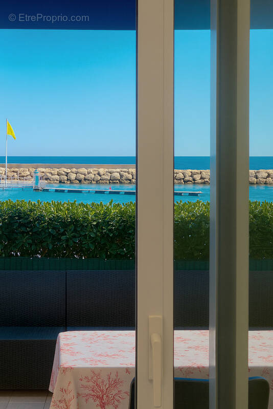 Appartement à ROQUEBRUNE-CAP-MARTIN