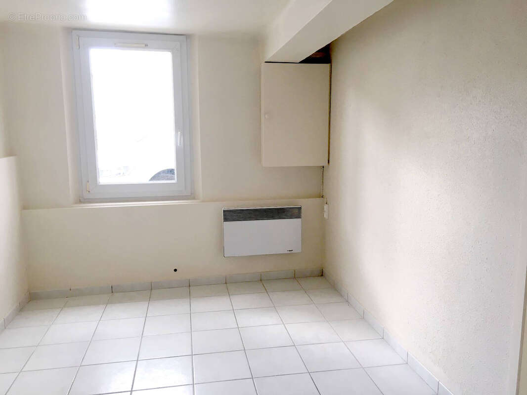 Appartement à CORNE
