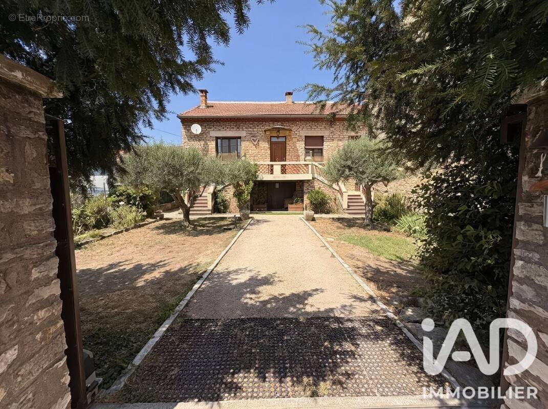 Photo 1 - Maison à BAGNOLS-SUR-CEZE