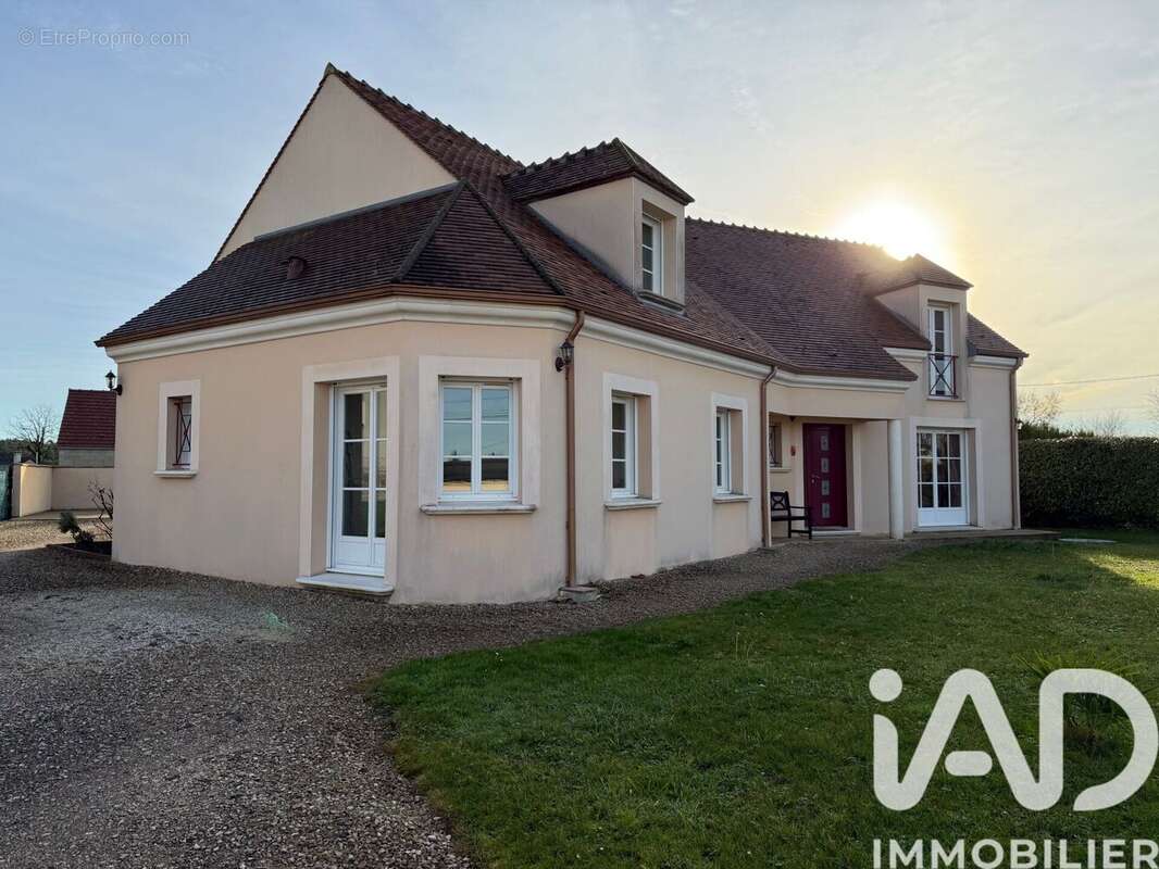 Photo 2 - Maison à VERGIGNY