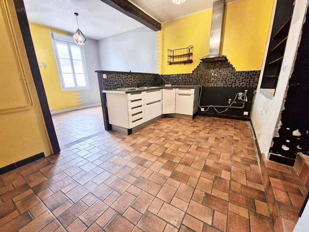 Maison à LAIGNEVILLE