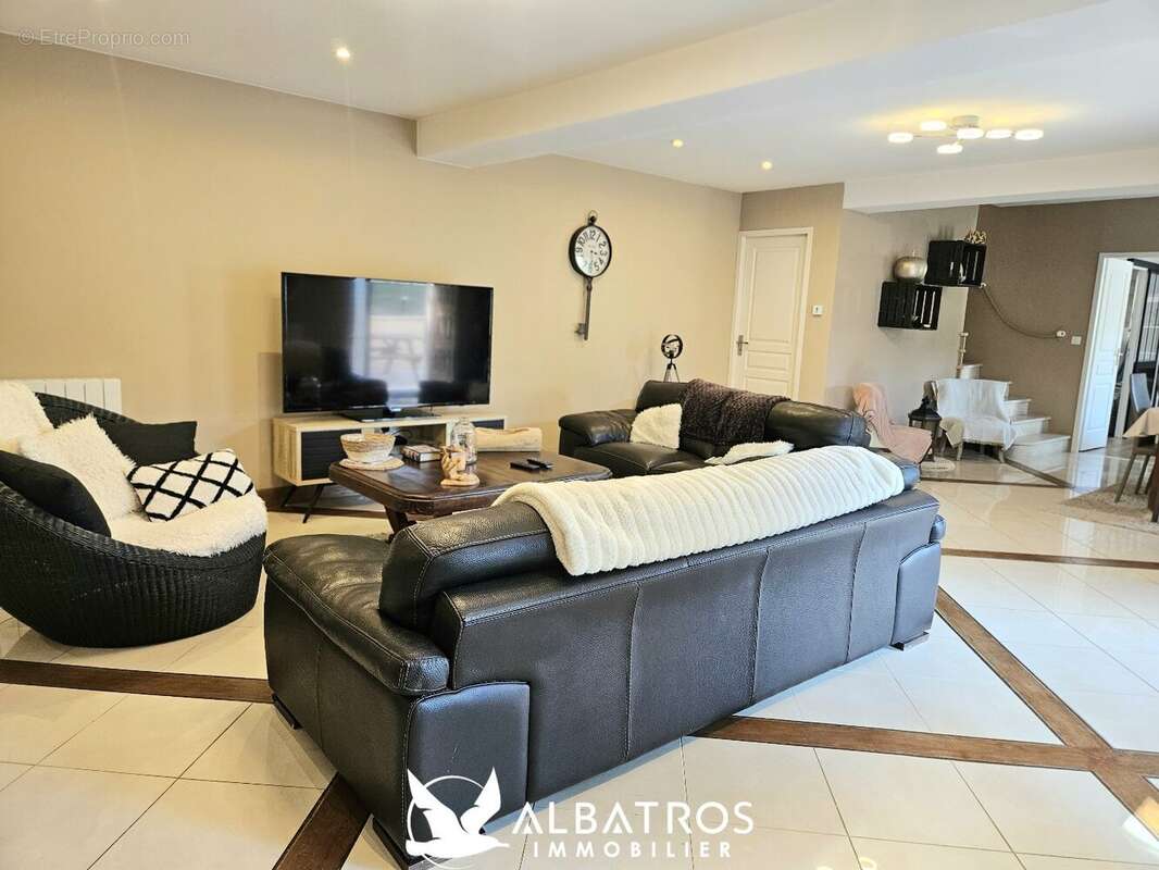 Maison à OUISTREHAM