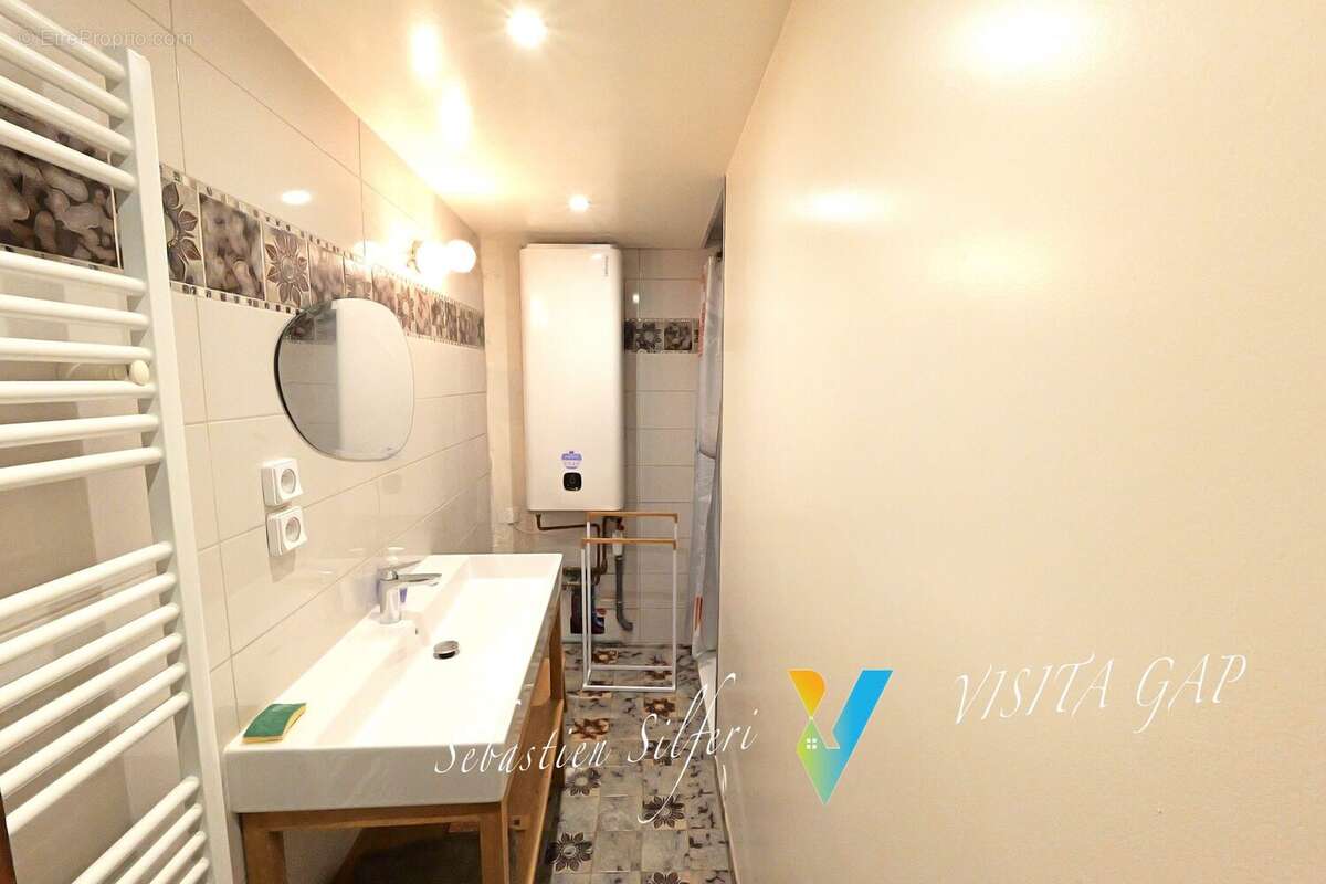 Maison 320 m² à Chorges  - photo 6