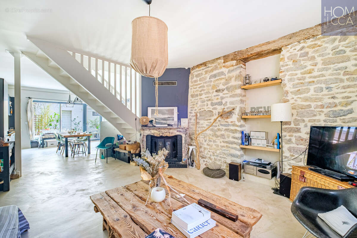 Maison à SAINT-DIDIER-AU-MONT-D'OR
