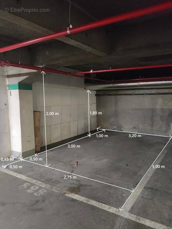 Parking à COURBEVOIE