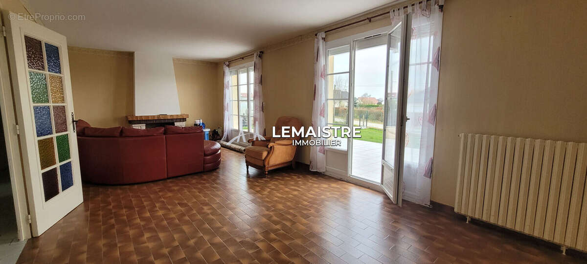 Maison à LA TRINITE-DU-MONT