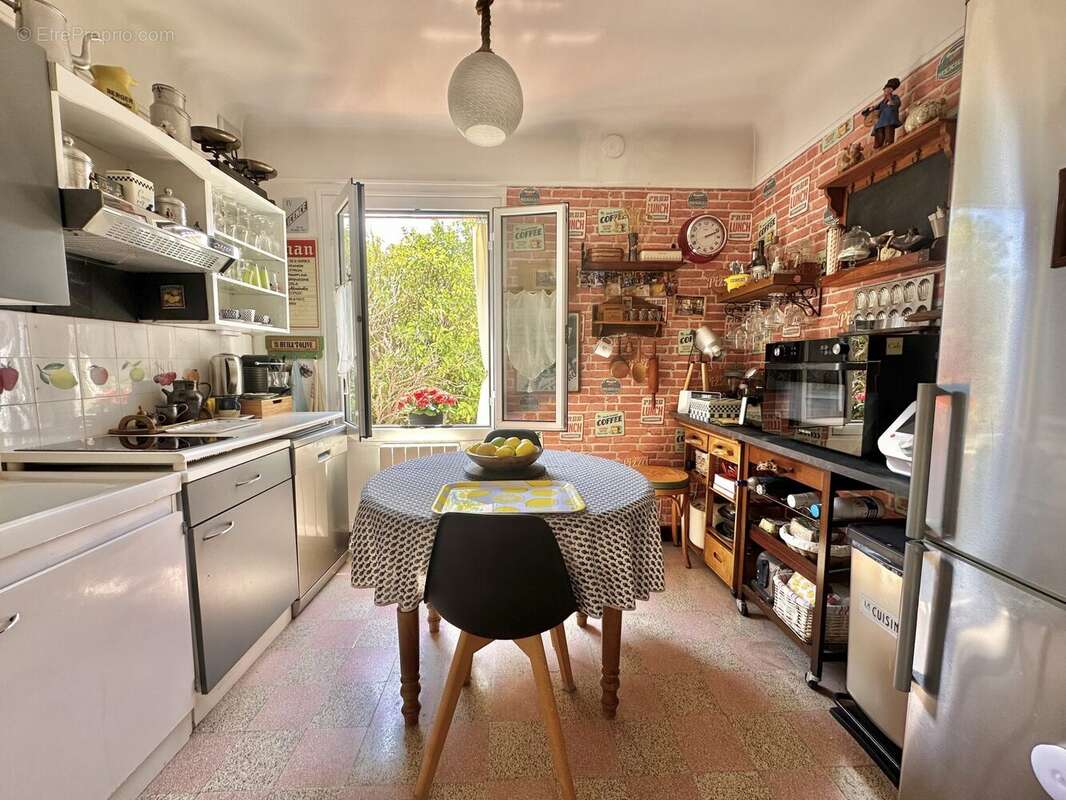 Appartement à ROQUEBRUNE-CAP-MARTIN