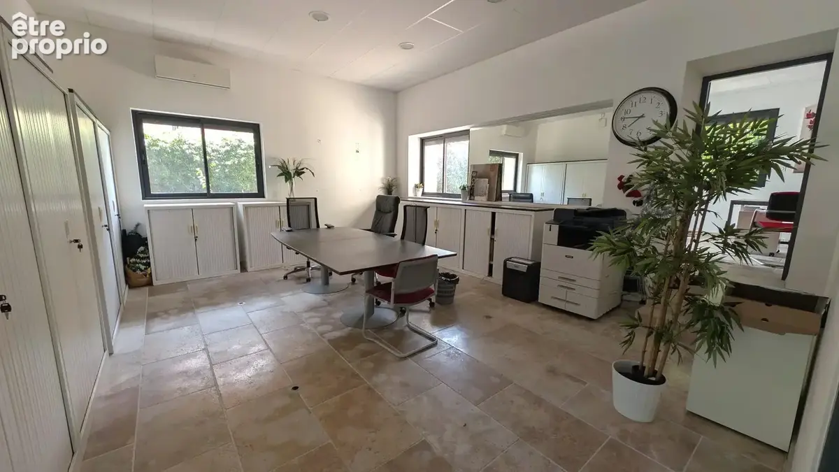 Appartement 209 m² à vendre à Saint-Clement-De-Riviere (34980) - photo 4