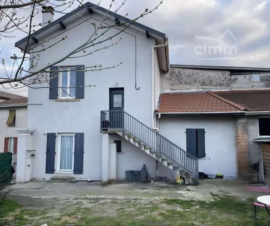 Maison à ANNEYRON