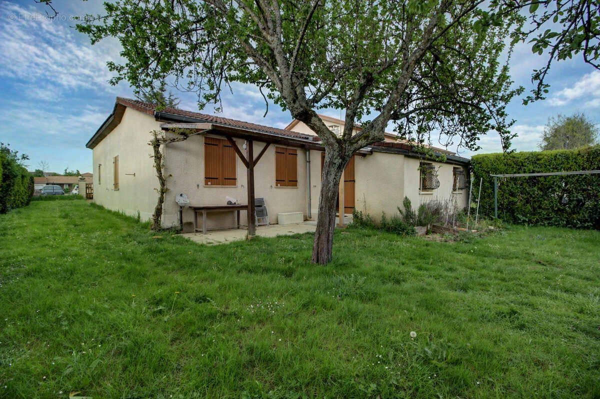 Maison à VILLARS-LES-DOMBES