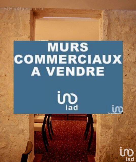 Photo 1 - Commerce à JONZAC