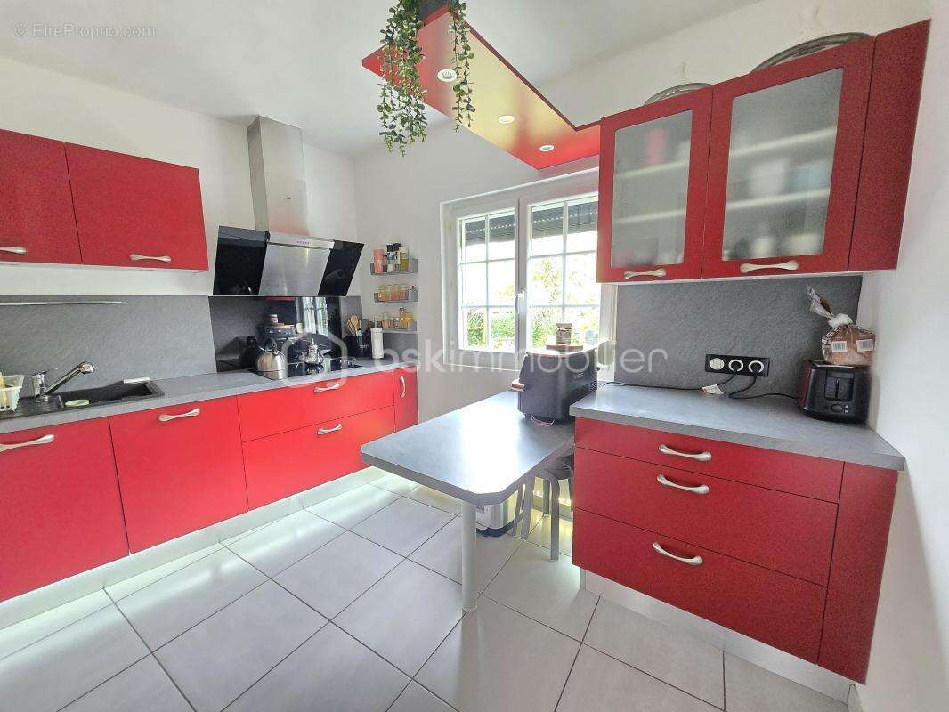 Maison à PRECY