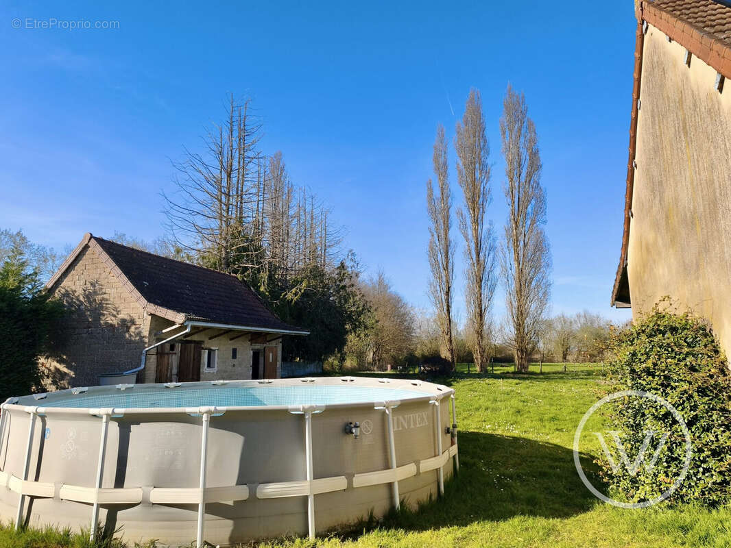 Maison à BANTANGES