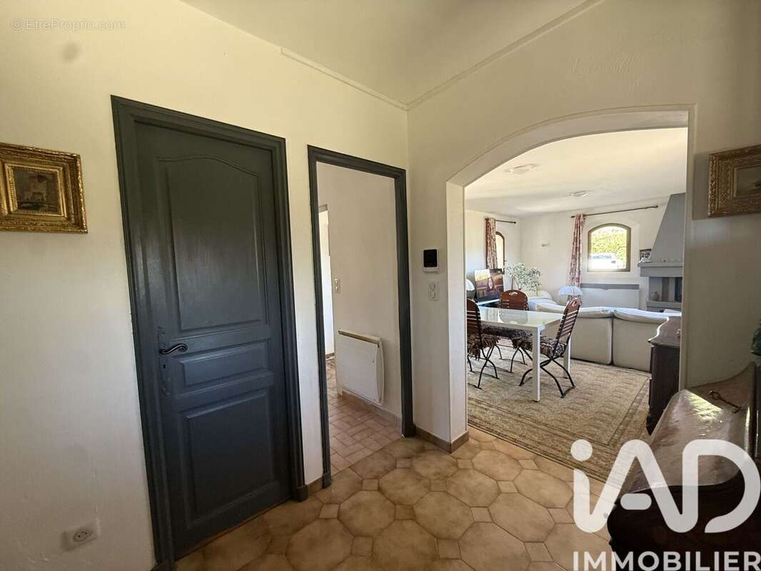 Photo 8 - Maison à SAINT-CEZAIRE-SUR-SIAGNE