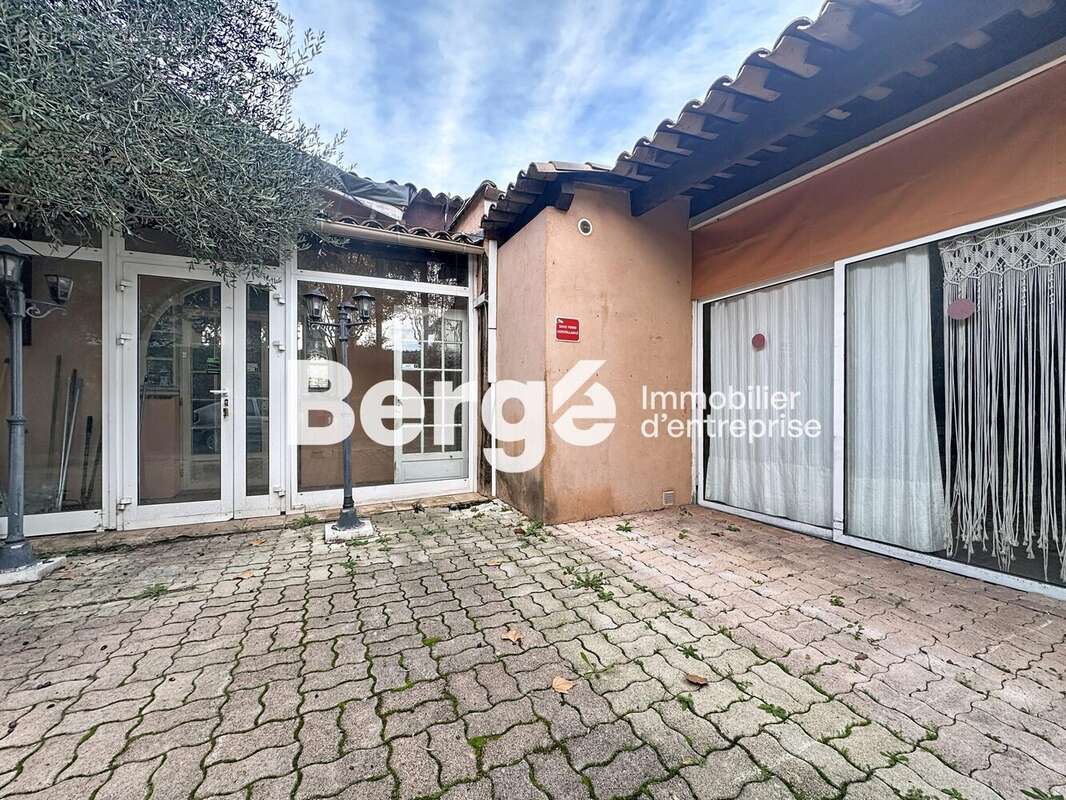 Commerce à CAGNES-SUR-MER