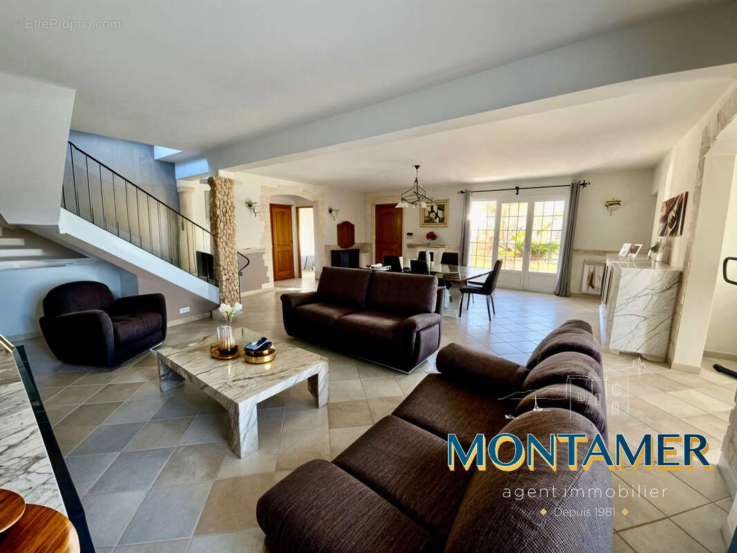 Maison à GIGNAC-LA-NERTHE