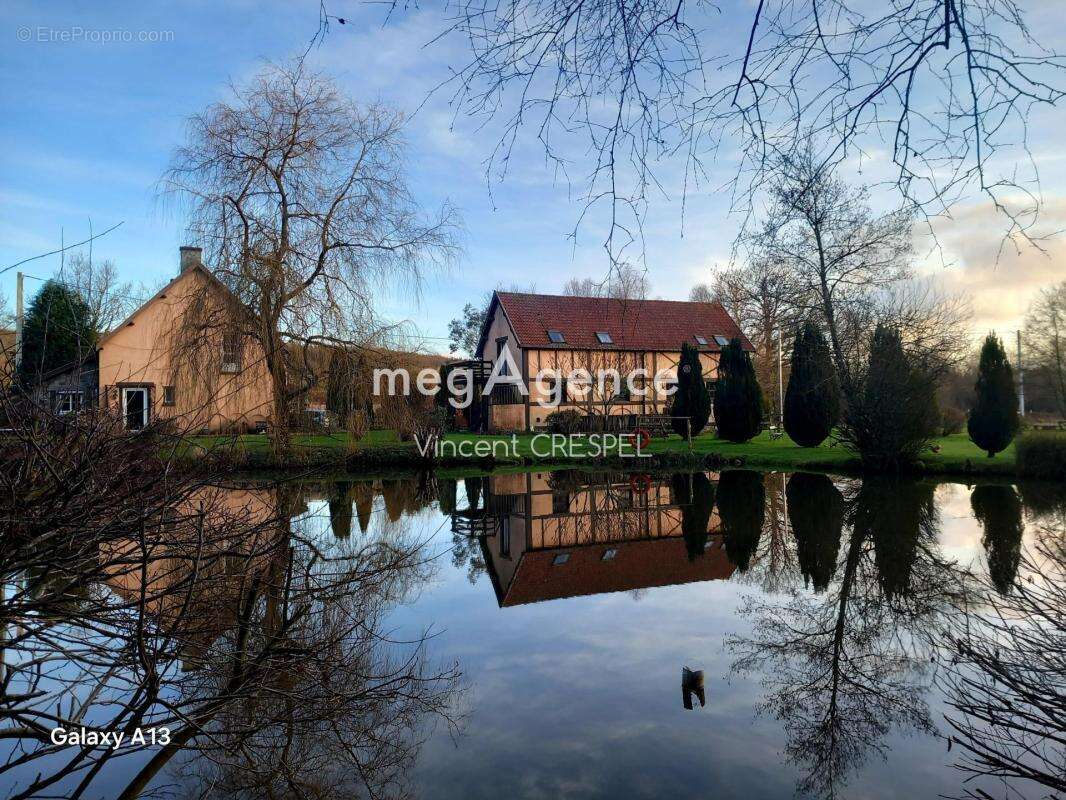 Propriété de caractère avec étang, gîte et terrain 2,7 ha - photo 3