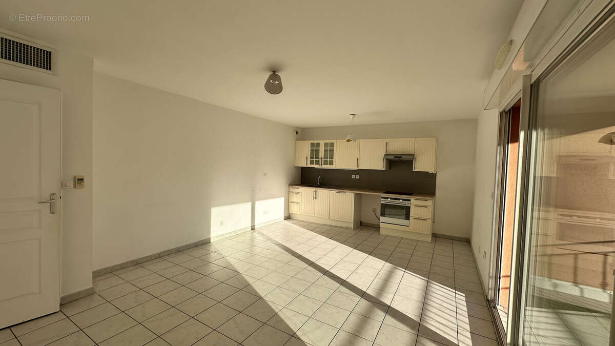 Appartement à HYERES