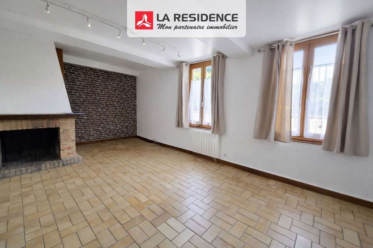 Appartement 220 m² à Pont-De-L'arche  - photo 2